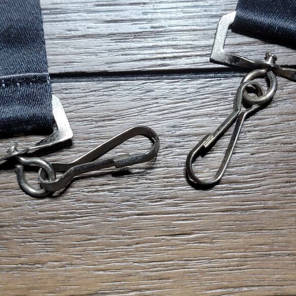 Dos Equis Red Unisex Tee (District) "XX" - Size Large & 36" Strap - Picture 9 of 9